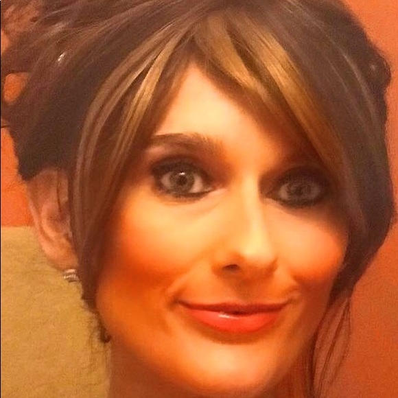 Meet your Posher, Bridget Marlow, Marigold’s Boutique! - Picture 3 of 4